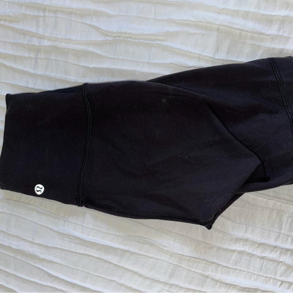 Black lululemon biker shorts